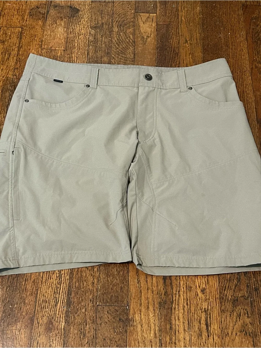 Kuhl Shorts Mens 38 Gray Silencr Kargo Chino Hiking Travel Performance 5230